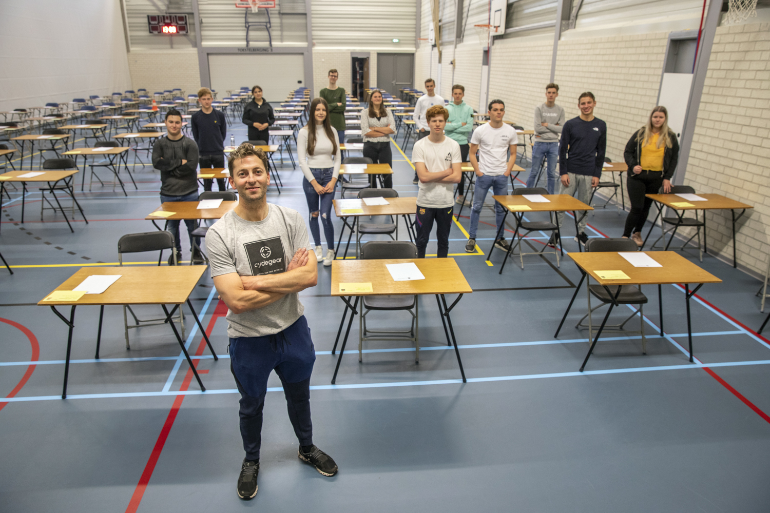 Maikel Govaarts, gymdocent en mentor van 5 havo aan het Dr. Mollercollege in Waalwijk. (Beeld: Fred van Diem)